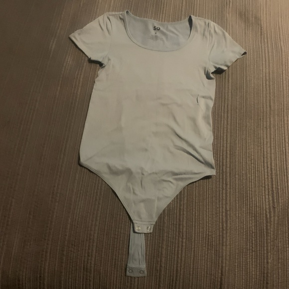 Blue skims top - Picture 1 of 3